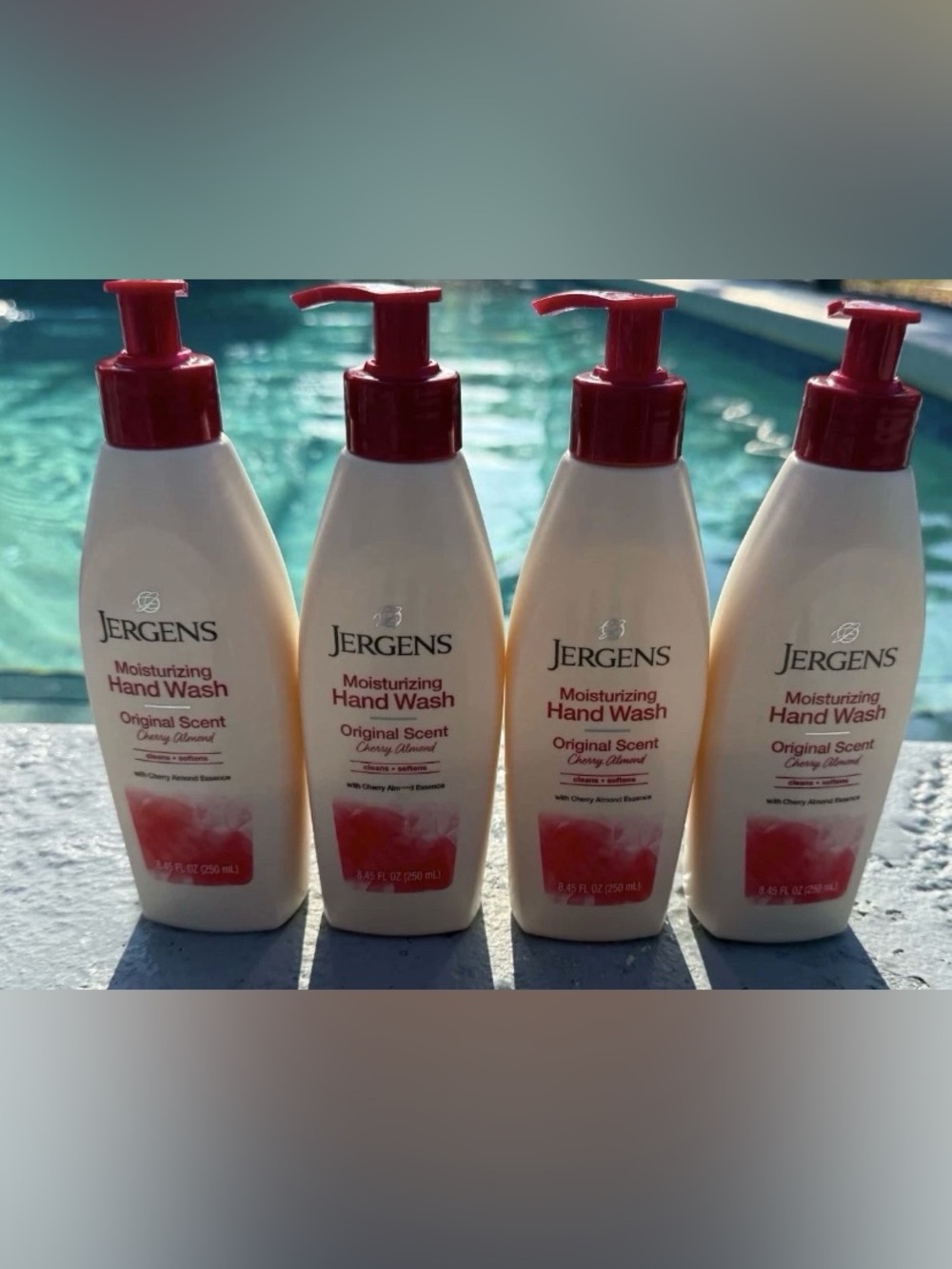 Jergens Moisturizing Hand Wash with Red Pump lot of 4